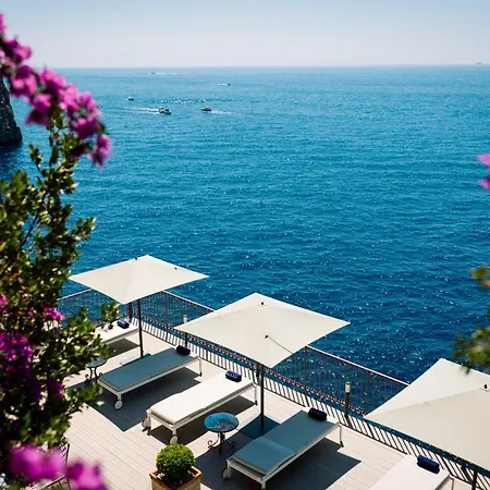 Resort Le Baste Furore