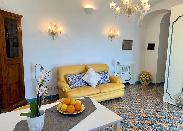 Le Baste 5* Фуроре