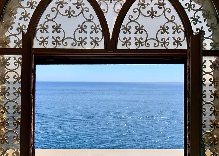 Курортный комплекс Le Baste 5*